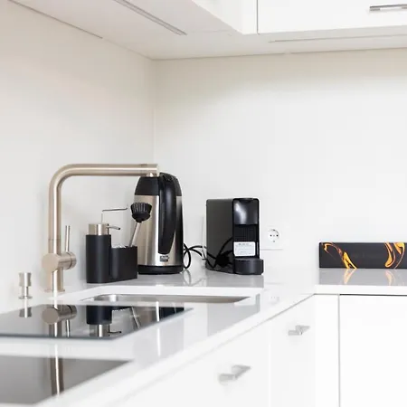 Hilltop - Noblessner District