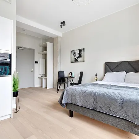 Hilltop - Noblessner District Apartman *