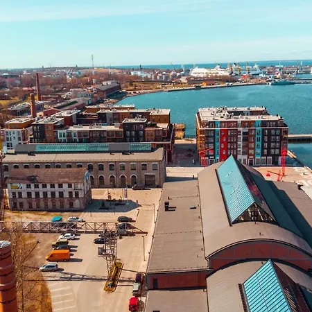 Hilltop - Noblessner District アパート タリン